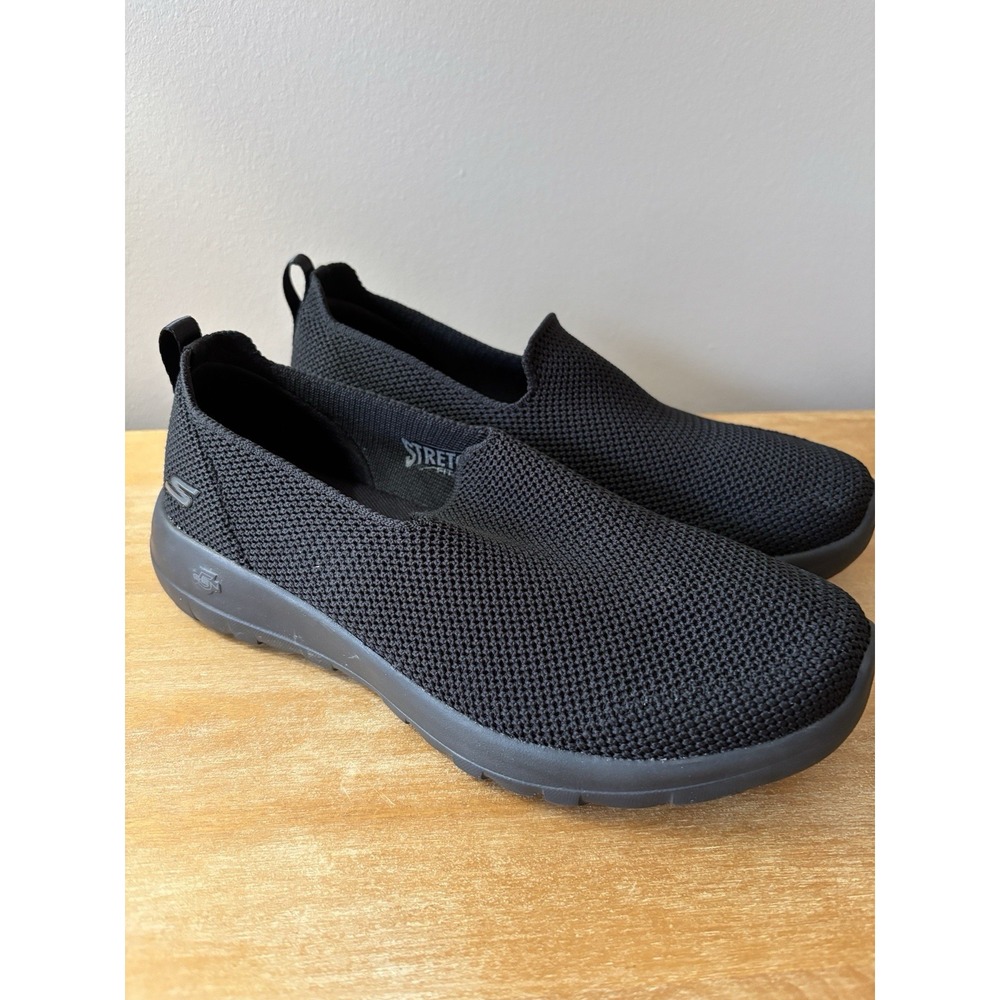 Skechers Women's Go Walk Joy Slip On Sneakers Black Size 6.5